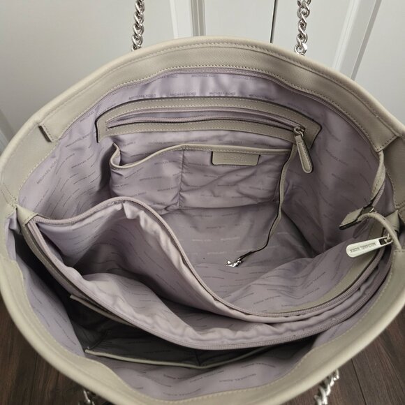 Michael Kors handbag - large travel or tote - Picture 2 of 2